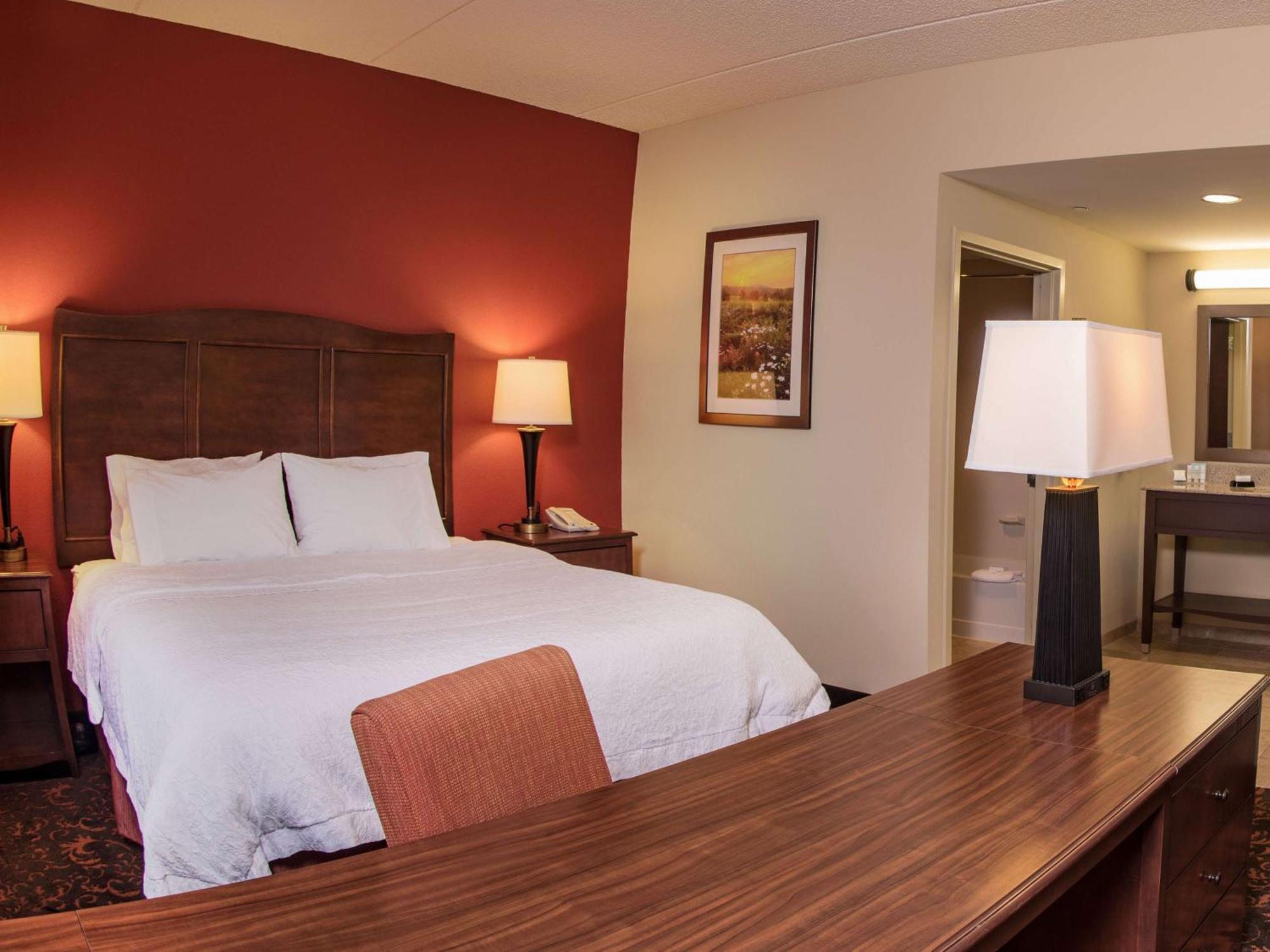 Hampton Inn And Suites Woodstock, Virginia Экстерьер фото
