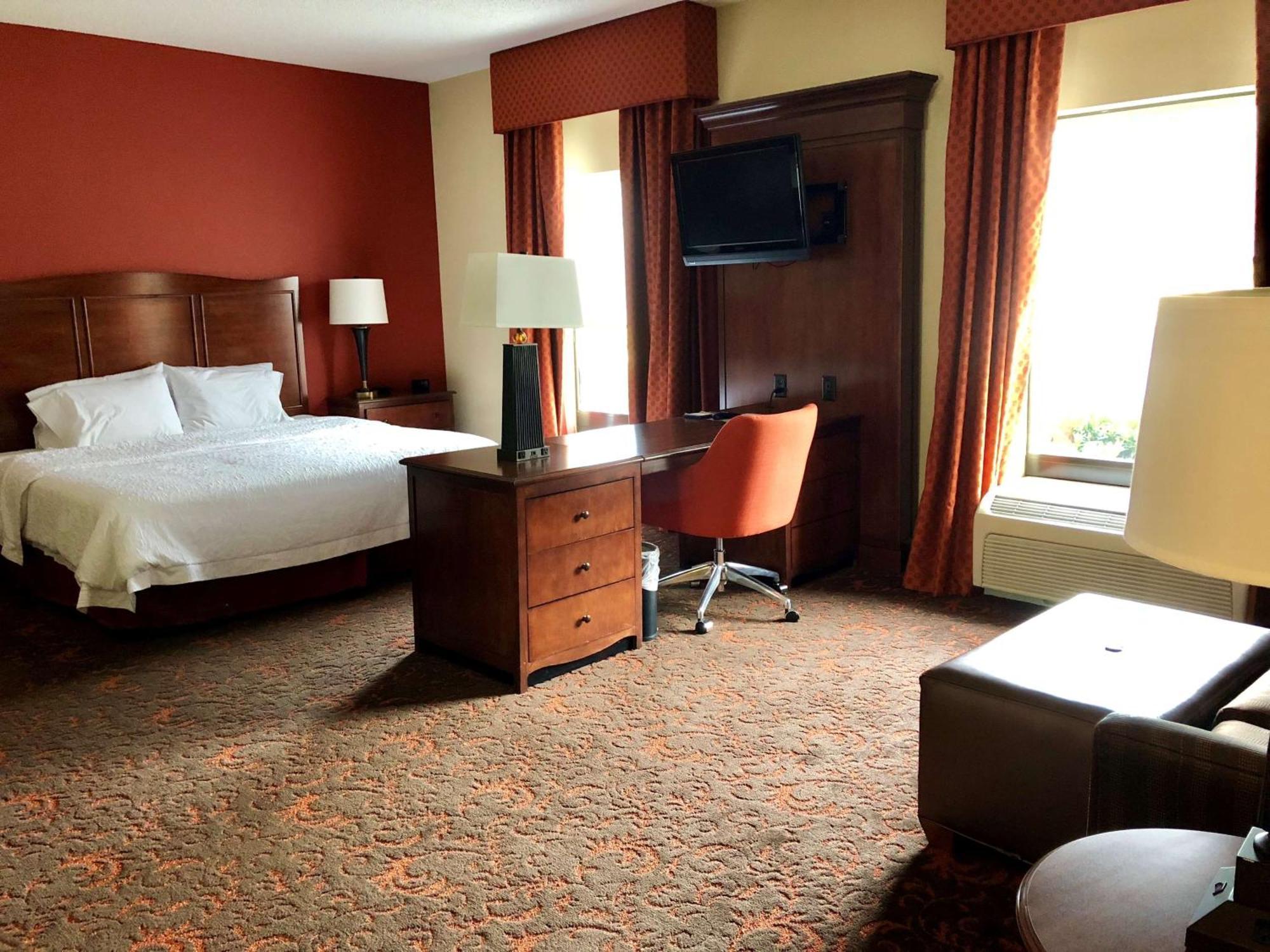 Hampton Inn And Suites Woodstock, Virginia Экстерьер фото